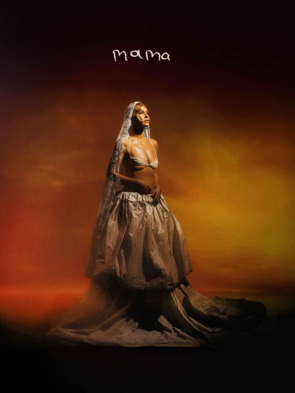 NATASA BEKVALAC MAMA